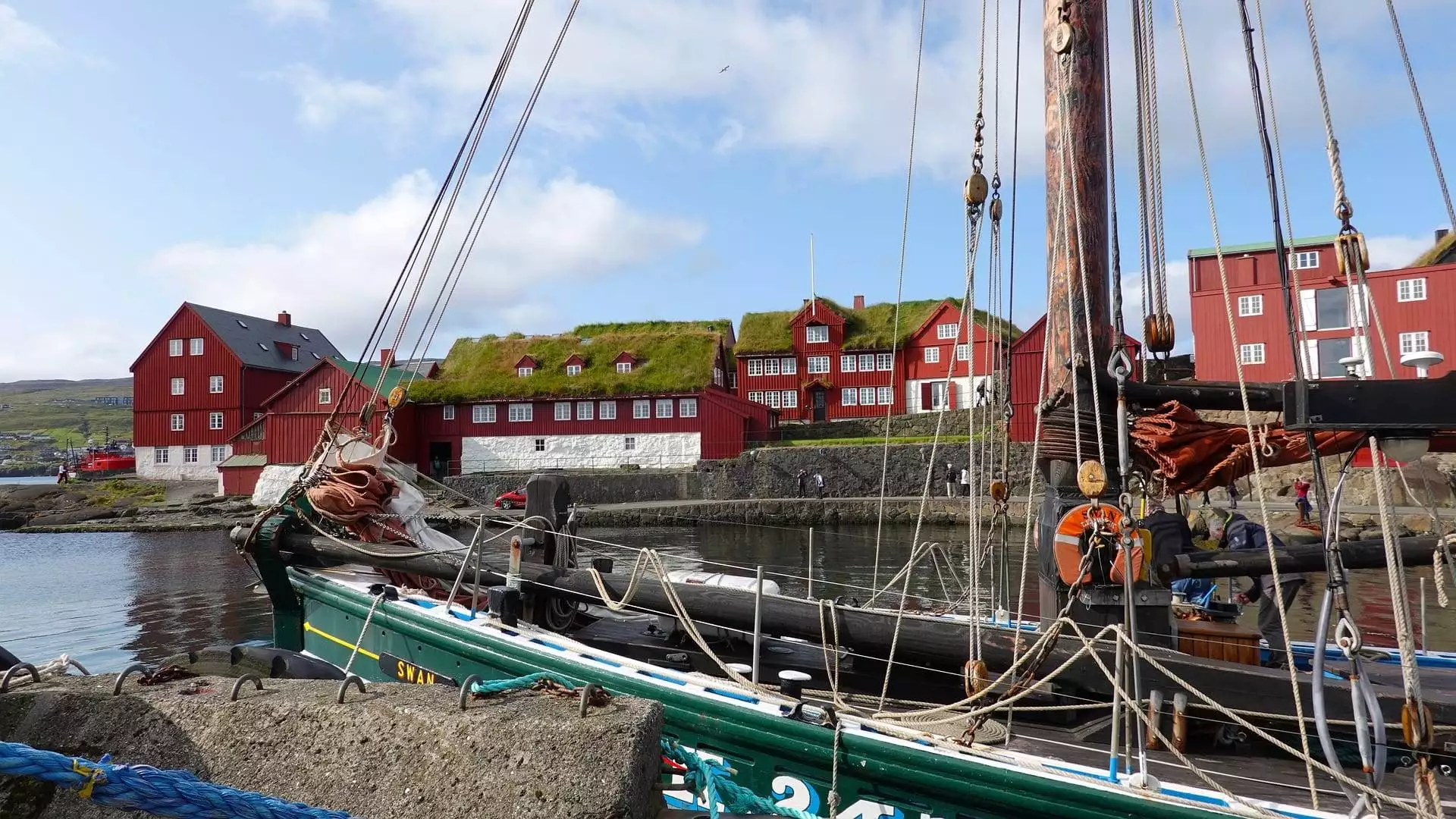 visit faroe islands torshavn